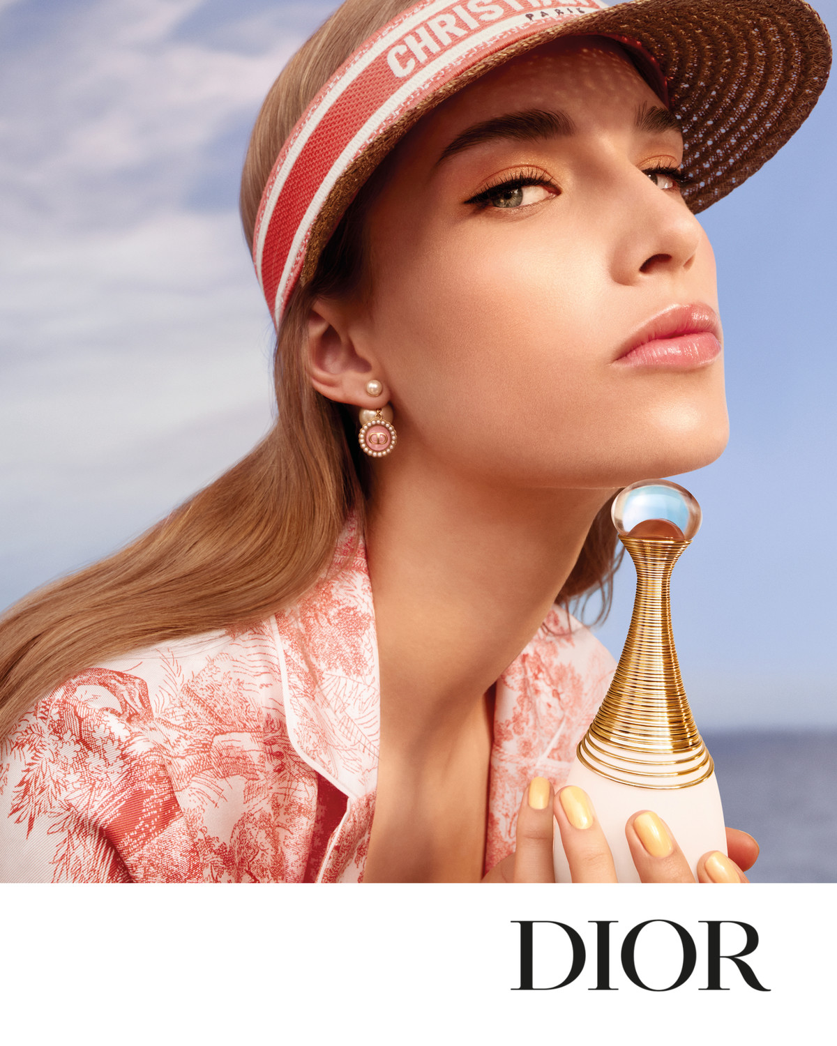 Dior Beauty Summer Riviera Campaign, shot by Dan Beleiu - © artifices